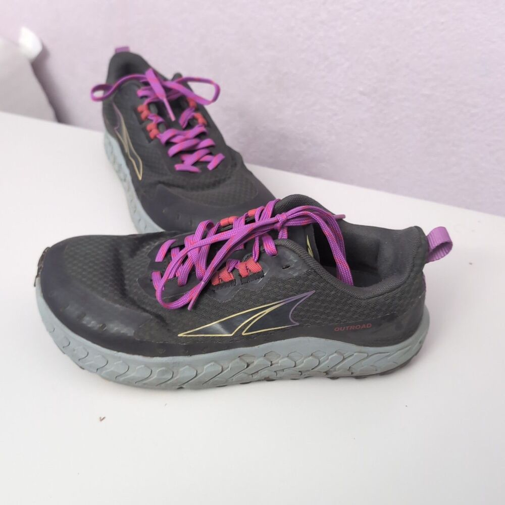 Altra Outroad Shoe Womens Size 9 Dark Gray Lace Up Athletic Running Sneakers